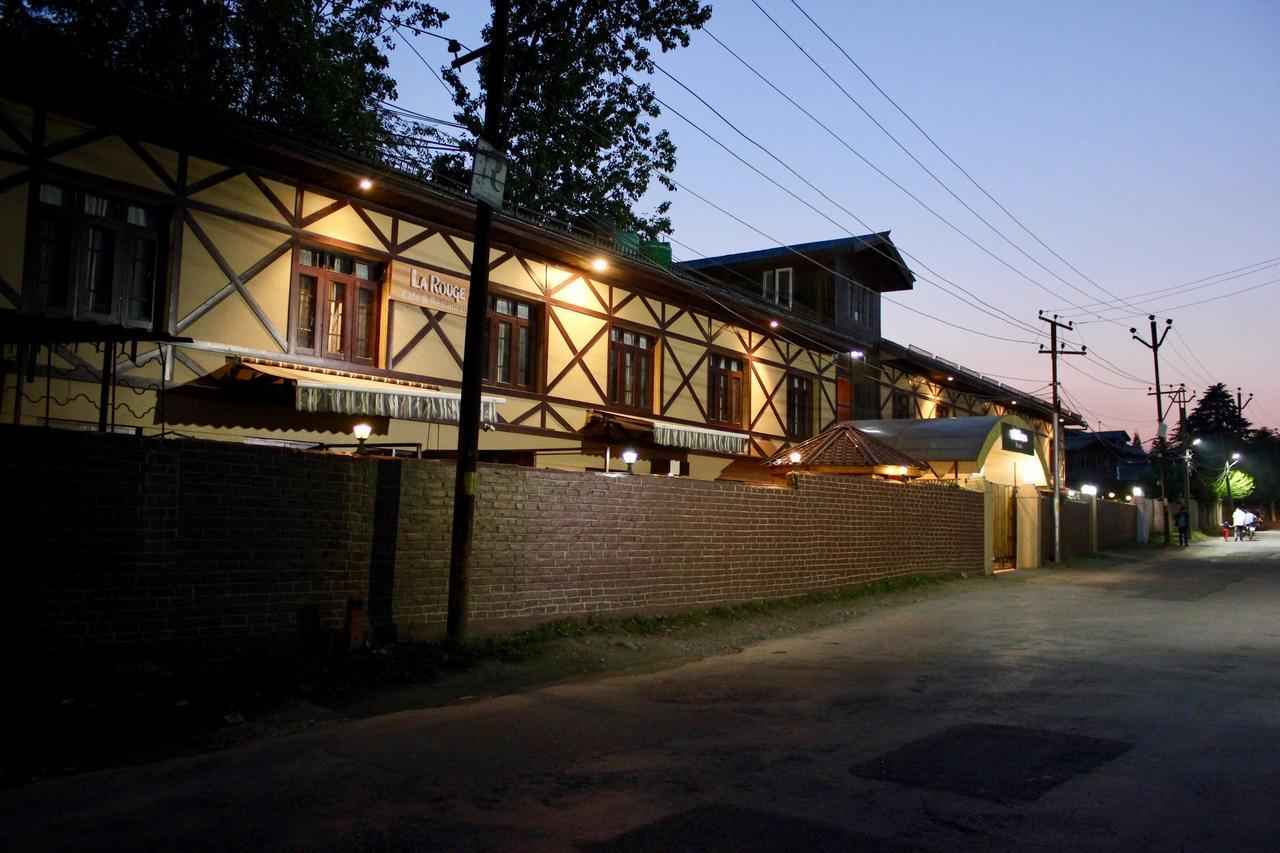 Hotel Walisons Resorts Srīnagar 外观 照片
