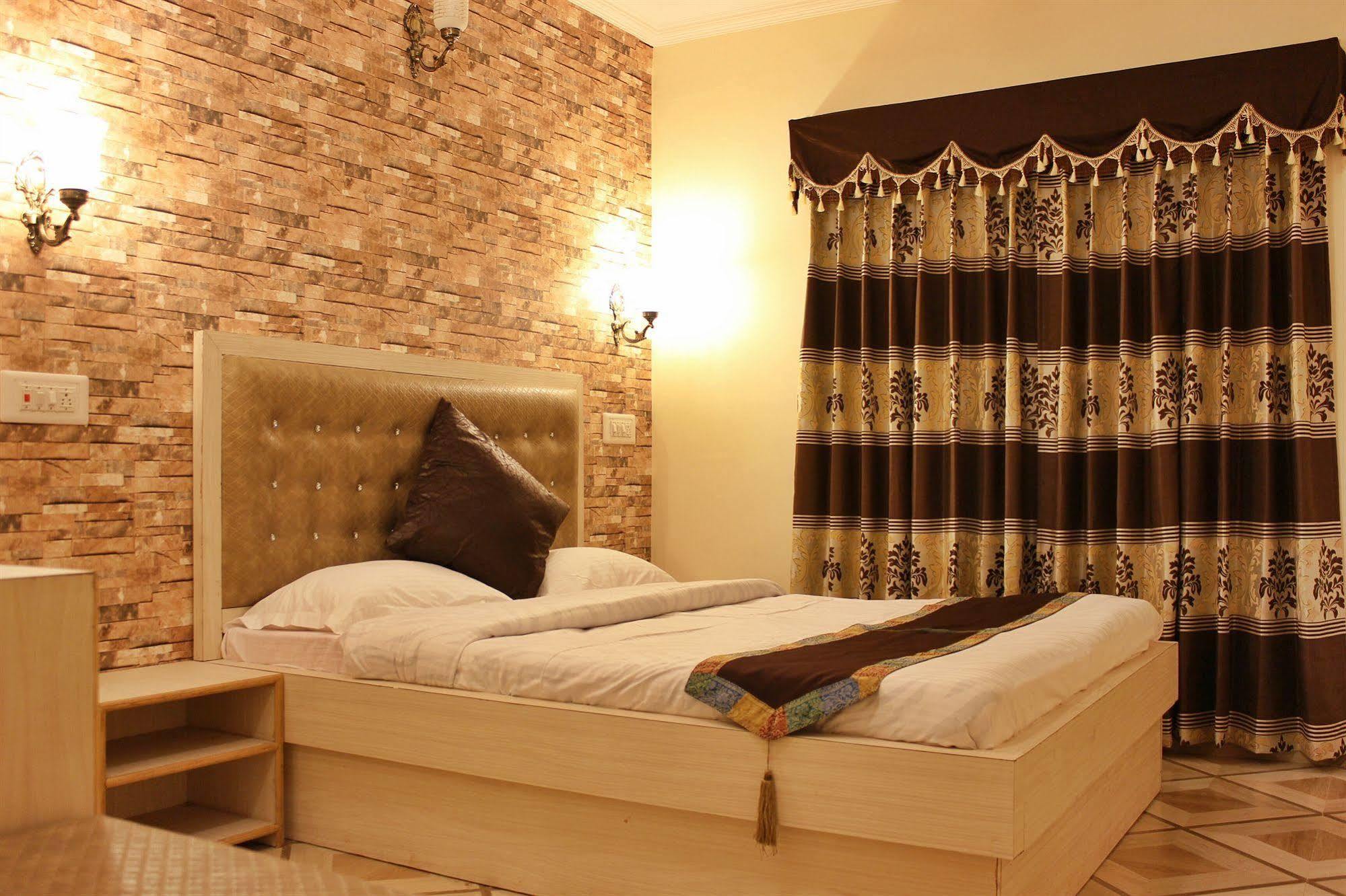 Hotel Walisons Resorts Srīnagar 外观 照片