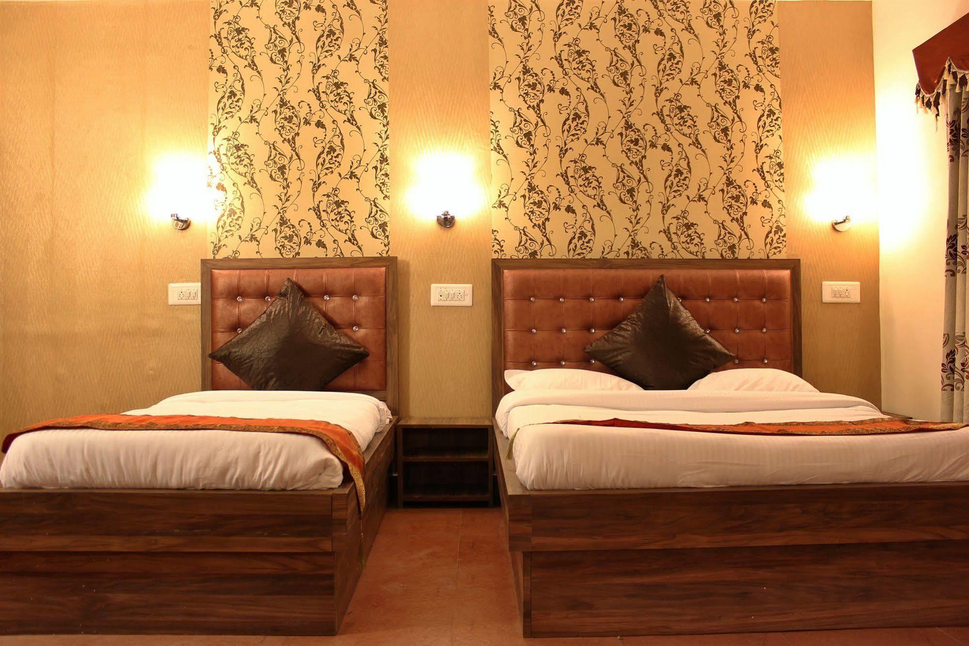 Hotel Walisons Resorts Srīnagar 外观 照片