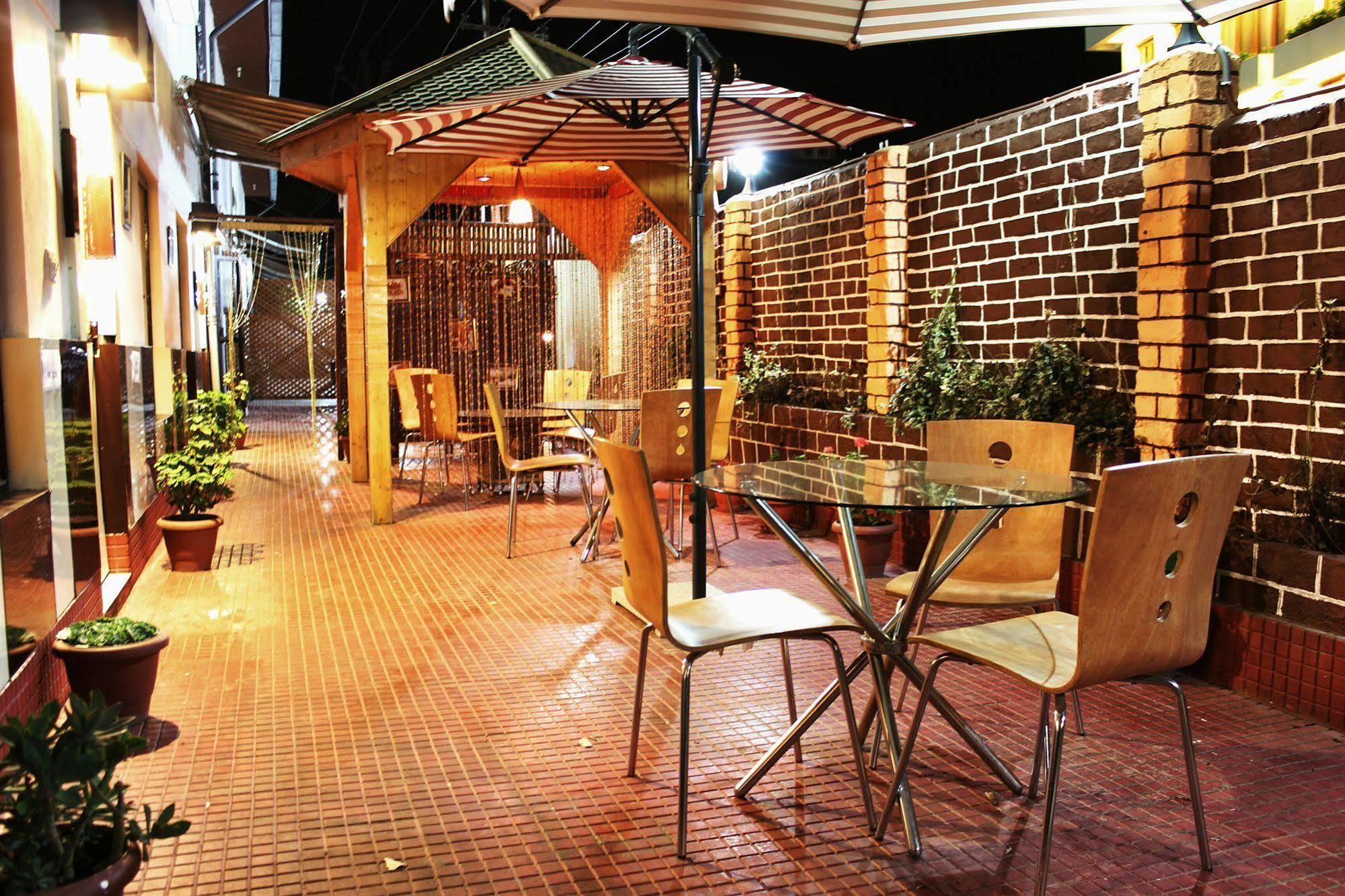 Hotel Walisons Resorts Srīnagar 外观 照片